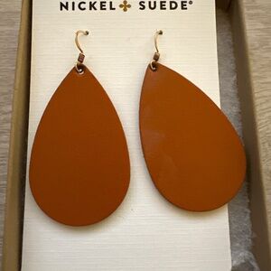 Nickel & Suede genuine leather earrings
